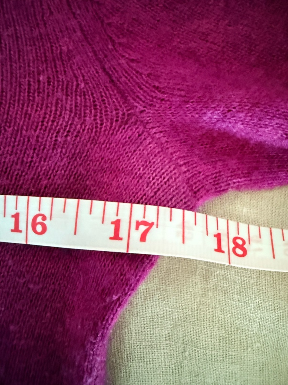 Banana Republic Fuchsia Cashmere Blend Sweater | Twisted Scoop Neck | Fitted S - Picture 9 of 12